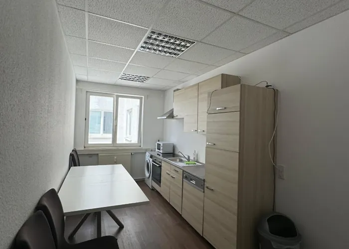 Апартаменты Zentral In Fuer 8 Personen Лейпциг