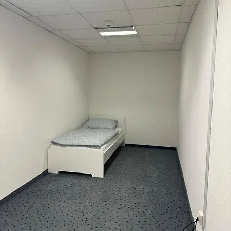 Lejlighed Monteurzimmer Und Sehr Zentral In Fuer Bis Zu 8 Personen *