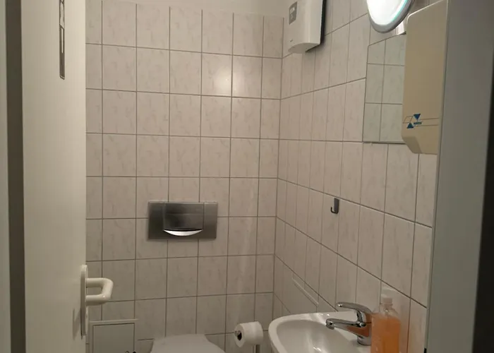 Апартаменты Zentral In Fuer 8 Personen *