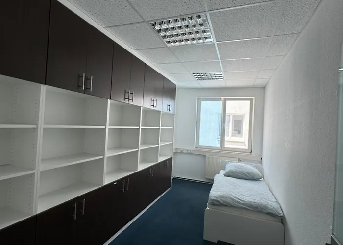 Апартаменты Zentral In Fuer 8 Personen